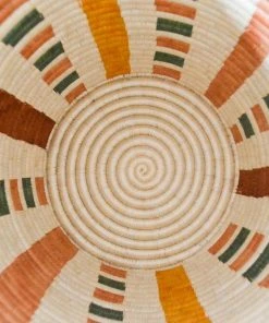 Zuahaza Handcrafted Boyaca Medium Floor Basket